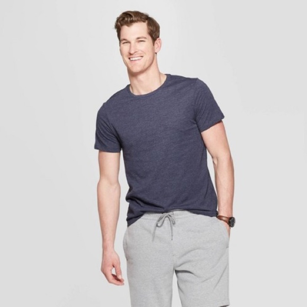 Mens navy tee shirt
